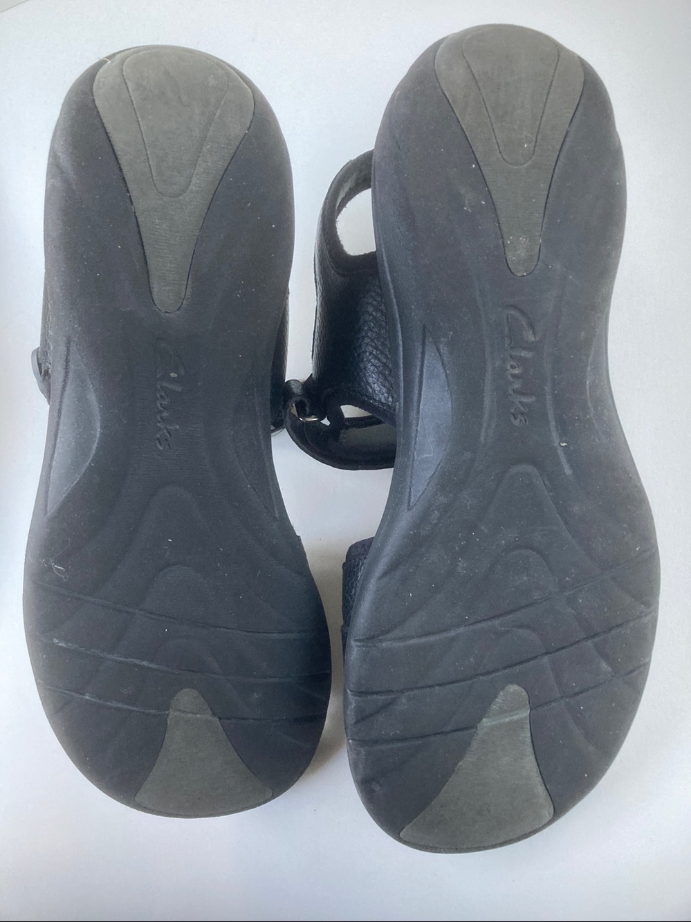 Clarks Black Leather Adjustable Strap Sandals - Picture 7 of 7